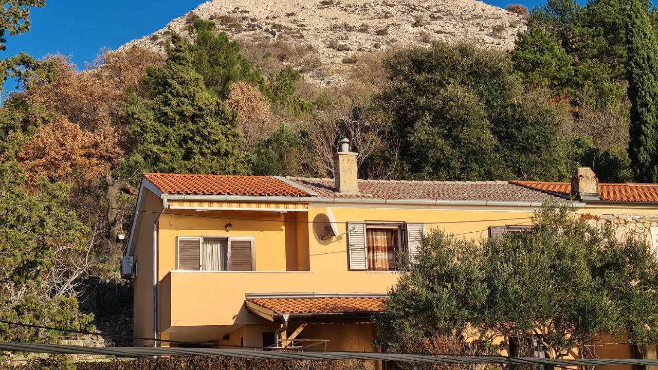 Studio Apartman Stara Baška المظهر الخارجي الصورة