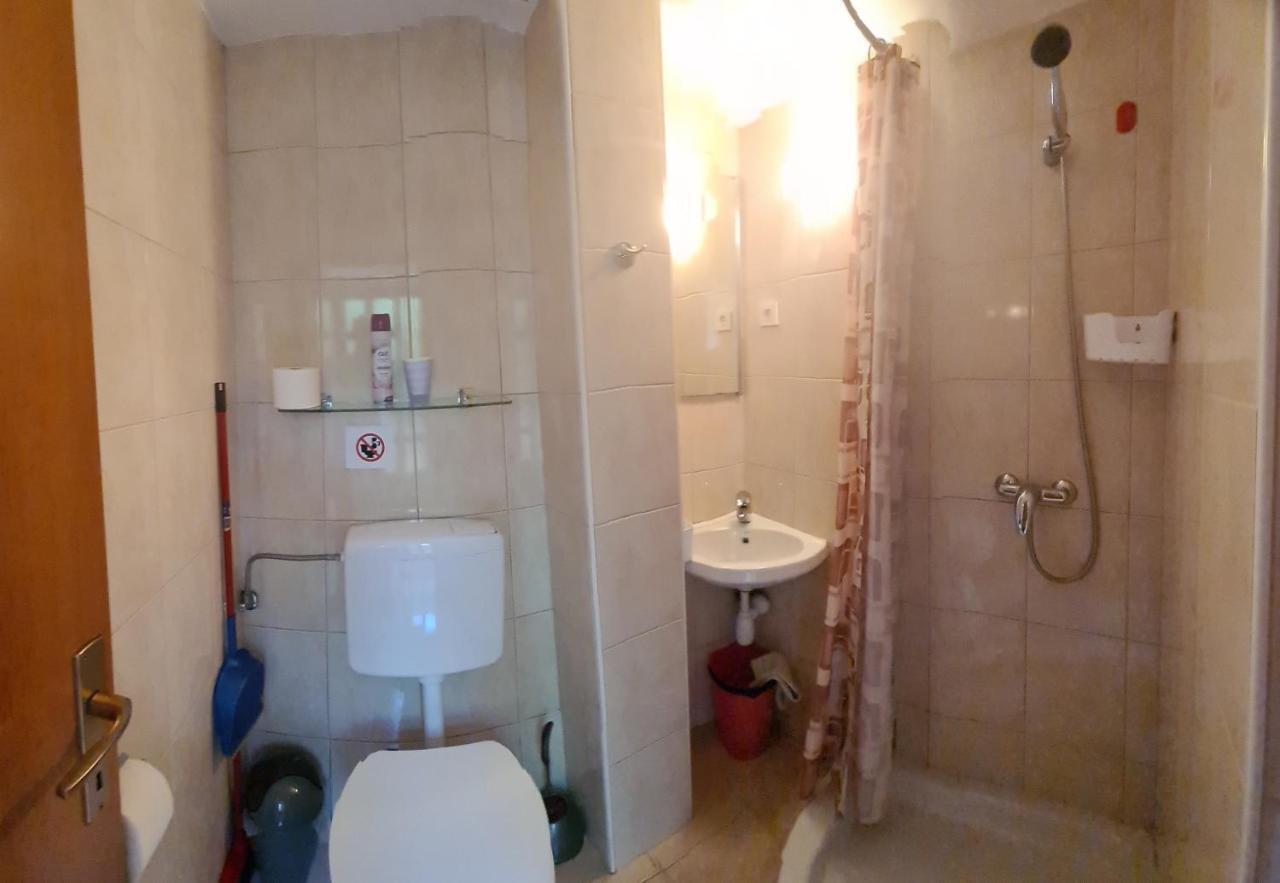 Studio Apartman Stara Baška المظهر الخارجي الصورة