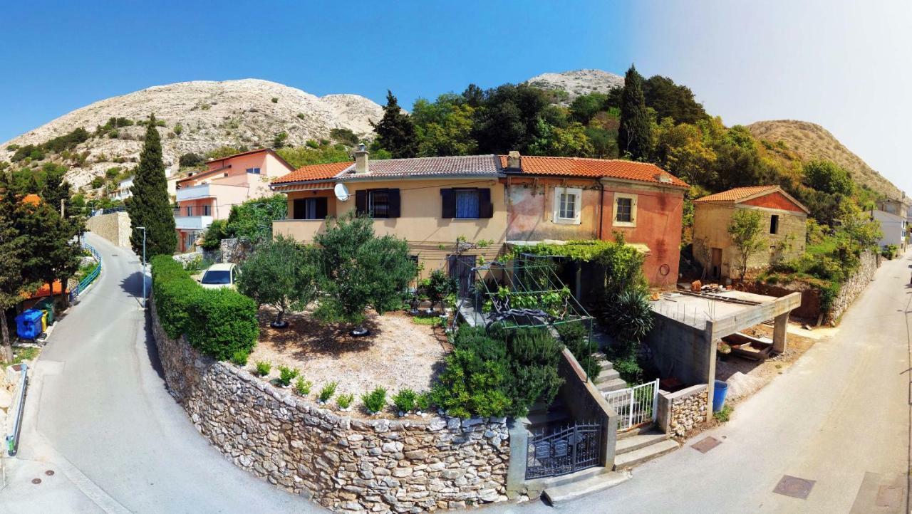 Studio Apartman Stara Baška المظهر الخارجي الصورة