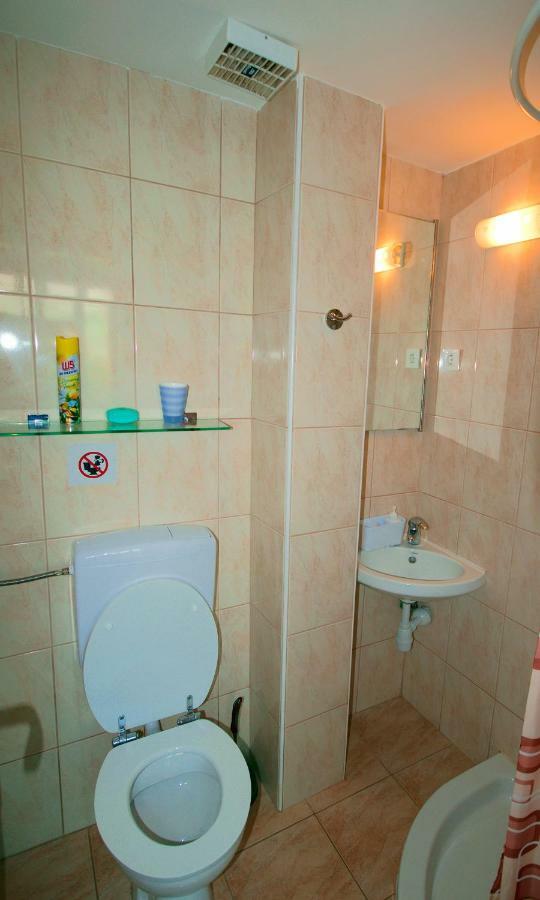 Studio Apartman Stara Baška المظهر الخارجي الصورة